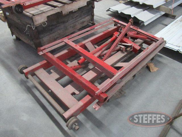 Tractor splitting stand (1 SET ONLY)_13.JPG